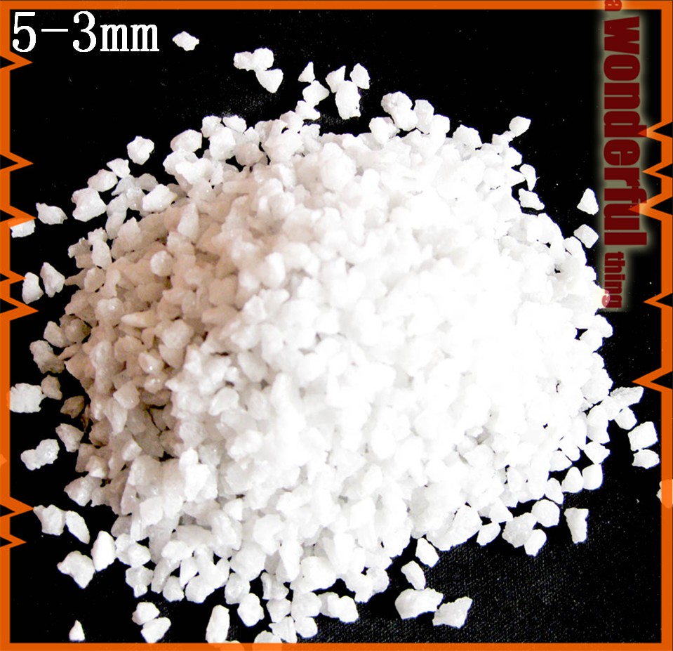 Refractory material fused white/brown alum...